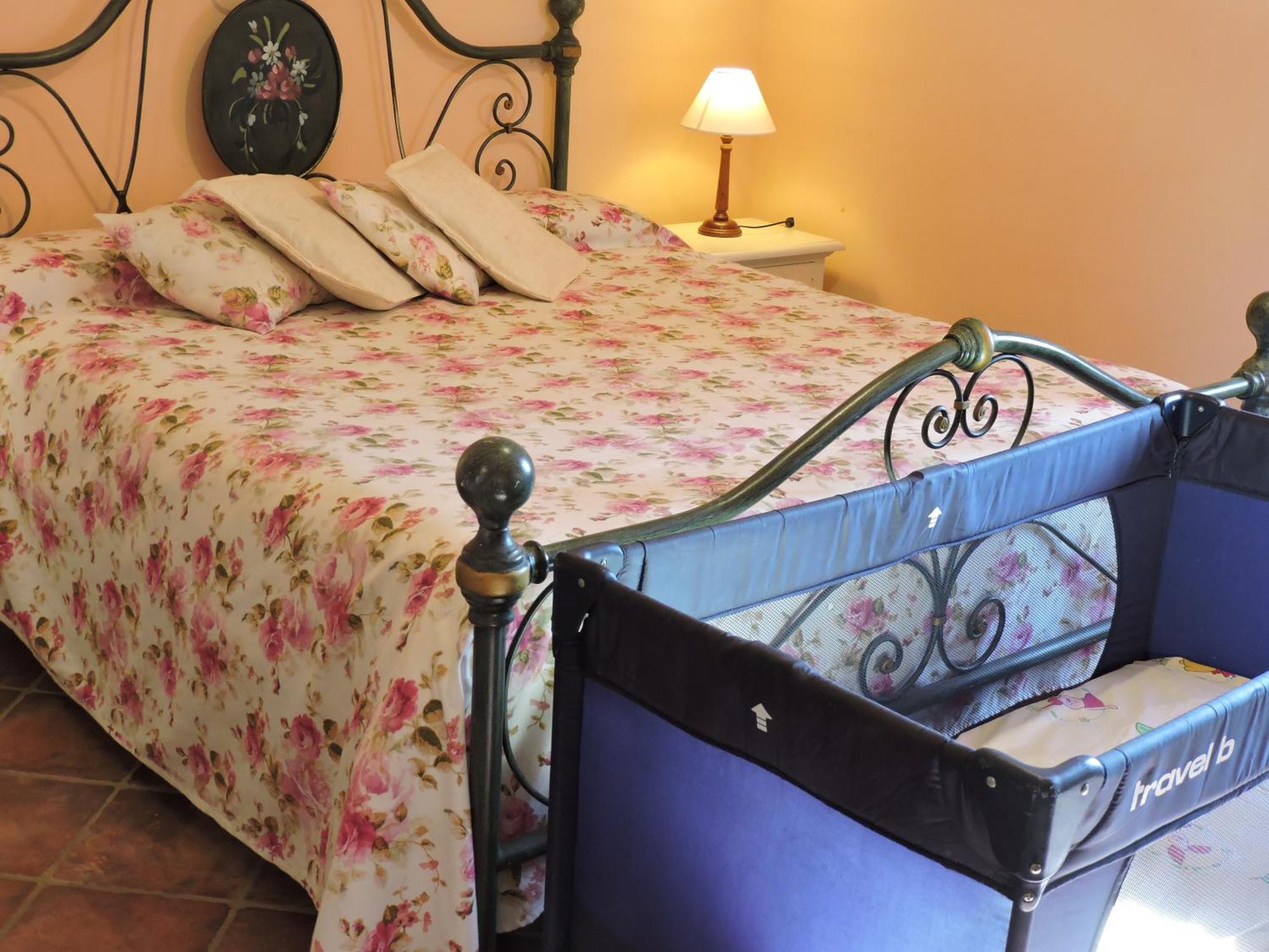 Casale Fedele Family Relax B&B Vicino Al Borgo Рончильоне Экстерьер фото